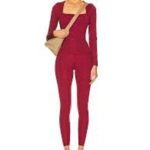 Beyond Yoga Heather Ribbed High Waist Midi Legging in Rosewood Heather